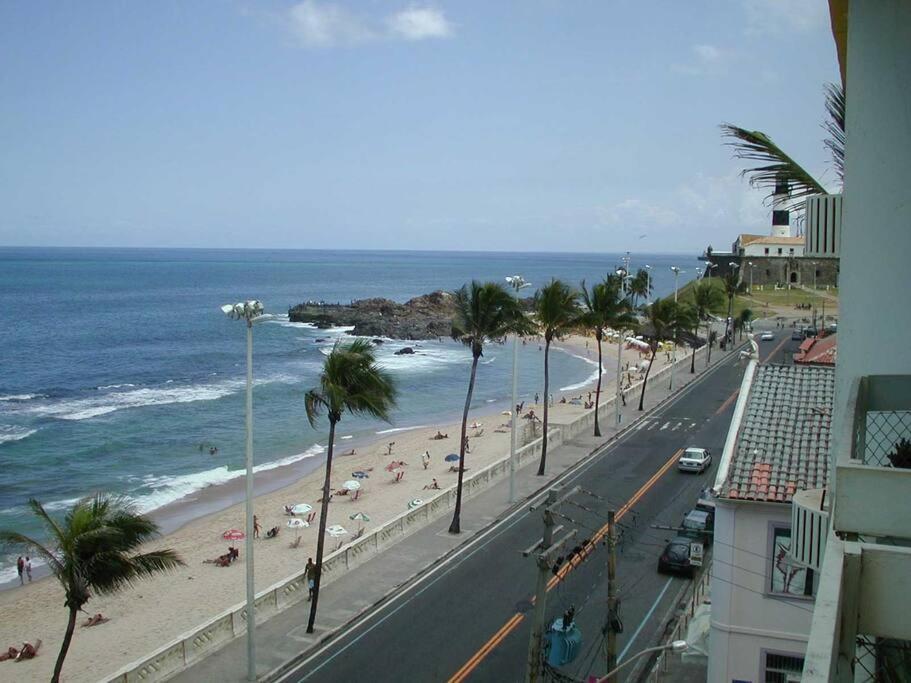 Flat Na Barra - Frente A - Circuito Do Carnaval